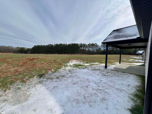 549 Bill Lattimore Road, Chesnee, SC 29323