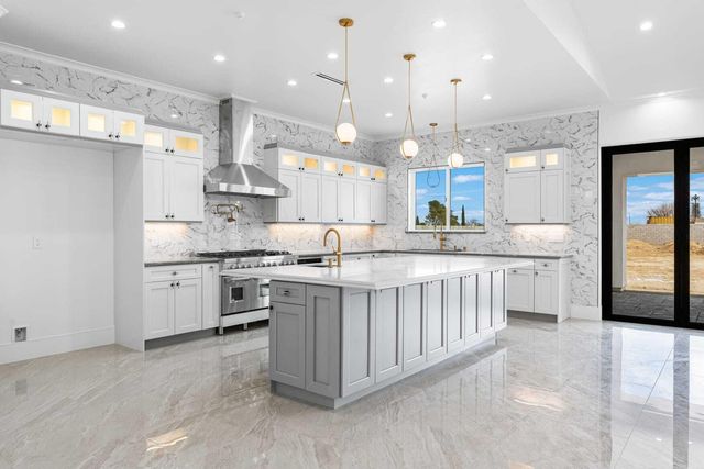 42730 W 23rd Street, Lancaster, CA 93536