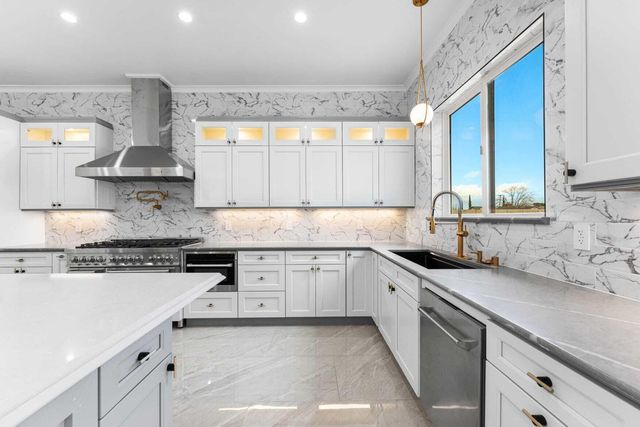 42730 W 23rd Street, Lancaster, CA 93536