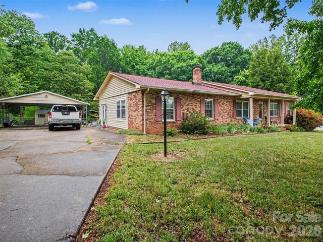 888 Sunbeam Drive, Lincolnton, NC 28092