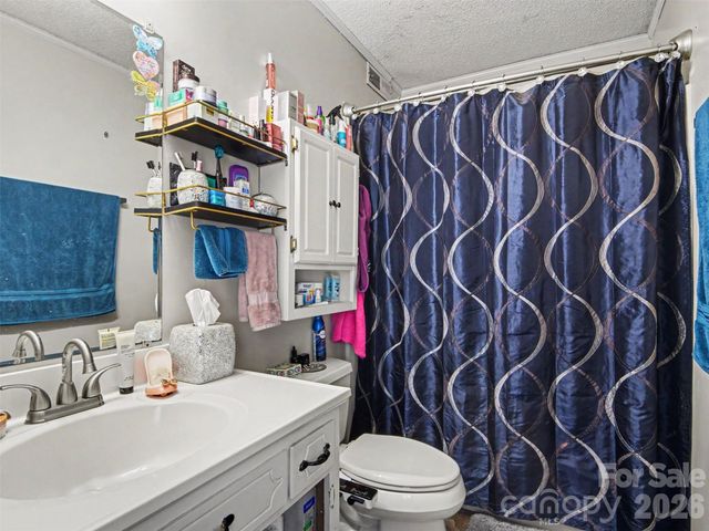 888 Sunbeam Drive, Lincolnton, NC 28092