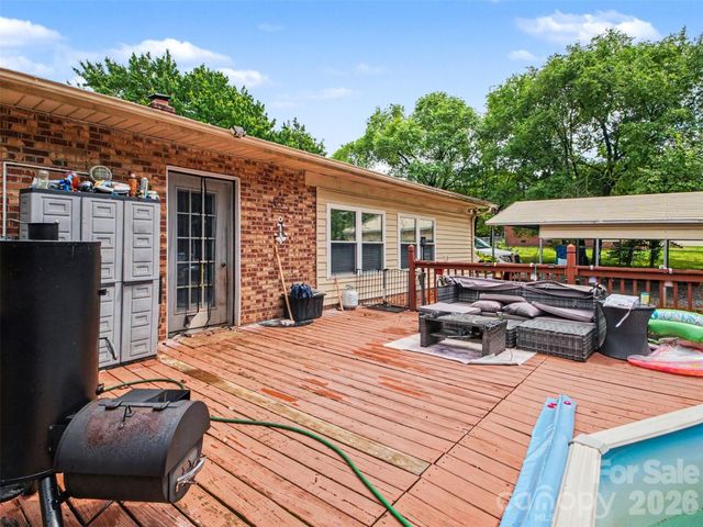 888 Sunbeam Drive, Lincolnton, NC 28092