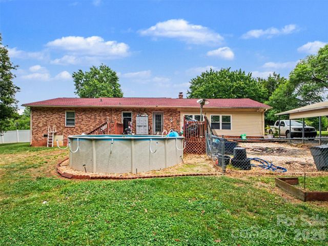 888 Sunbeam Drive, Lincolnton, NC 28092