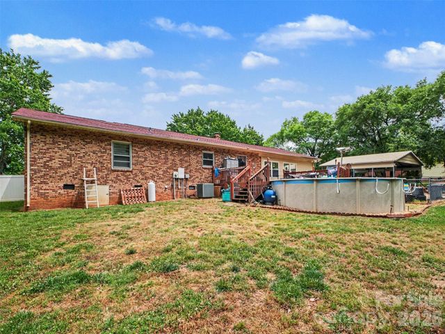 888 Sunbeam Drive, Lincolnton, NC 28092