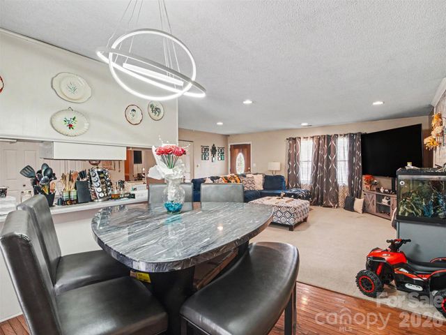 888 Sunbeam Drive, Lincolnton, NC 28092