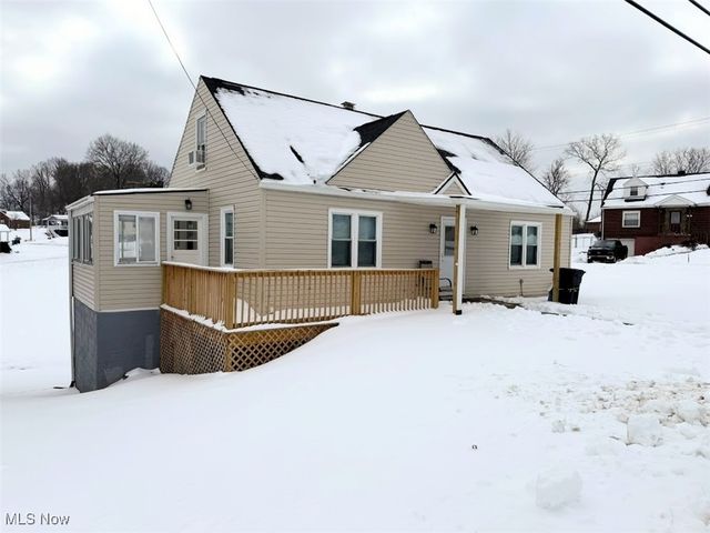 244 Winters Drive, Wintersville, OH 43953