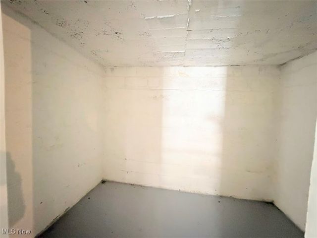 244 Winters Drive, Wintersville, OH 43953