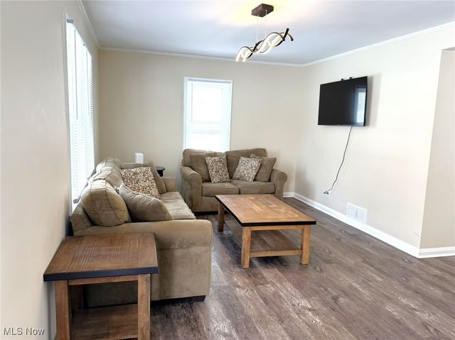 244 Winters Drive, Wintersville, OH 43953