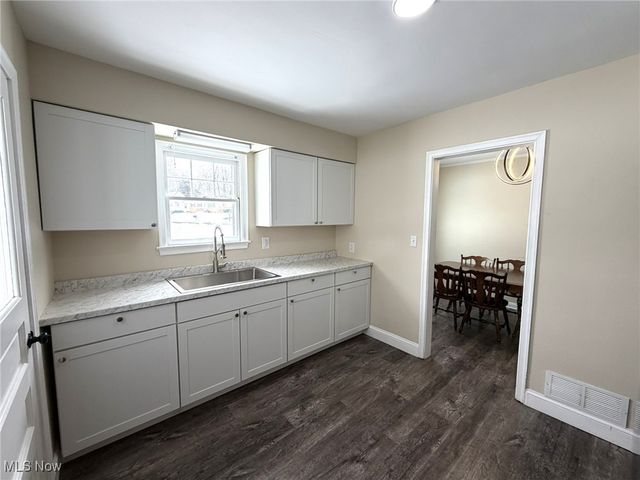 244 Winters Drive, Wintersville, OH 43953