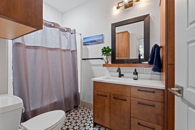 31797 S 598 Court, Grove, OK 74344