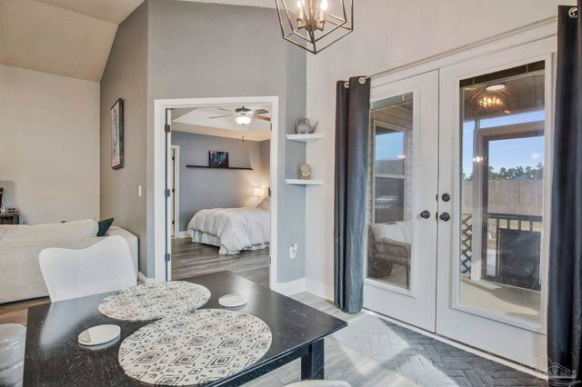 6340 Arbor Ln, Gulf Breeze, FL 32563