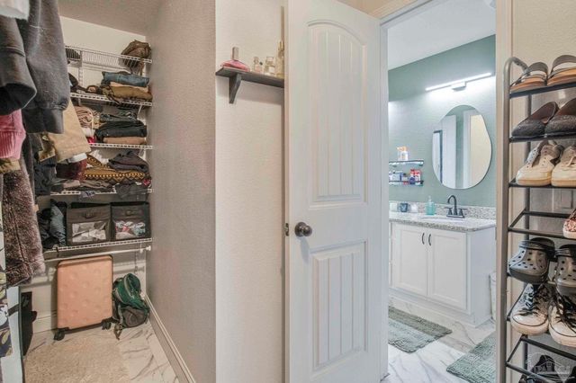 6340 Arbor Ln, Gulf Breeze, FL 32563