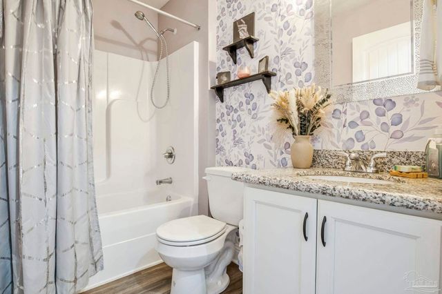 6340 Arbor Ln, Gulf Breeze, FL 32563