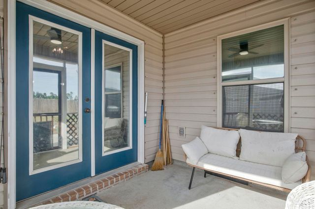 6340 Arbor Ln, Gulf Breeze, FL 32563