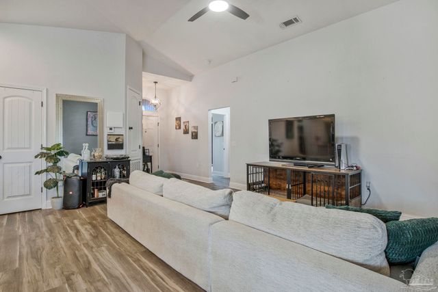 6340 Arbor Ln, Gulf Breeze, FL 32563