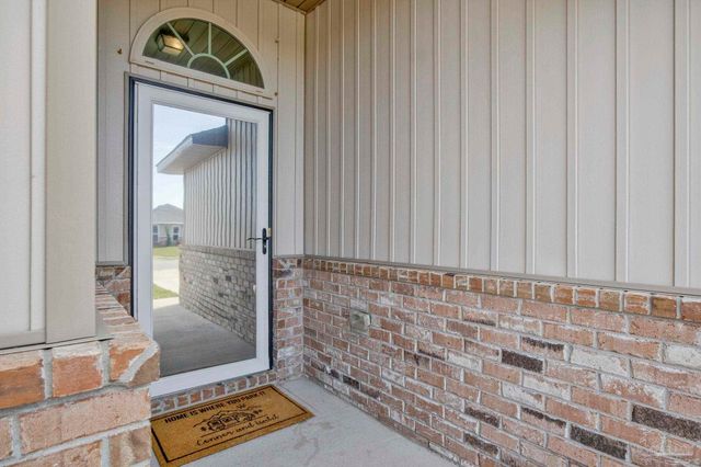 6340 Arbor Ln, Gulf Breeze, FL 32563