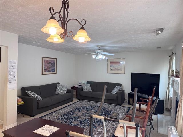 5421 Skylar Creek Lane, Buford, GA 30518