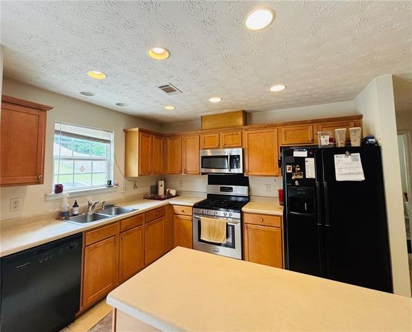 5421 Skylar Creek Lane, Buford, GA 30518