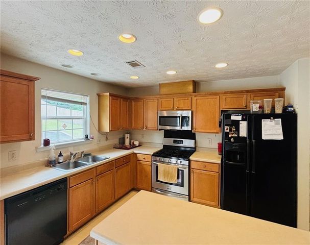 5421 Skylar Creek Lane, Buford, GA 30518