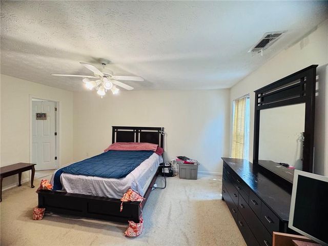 5421 Skylar Creek Lane, Buford, GA 30518