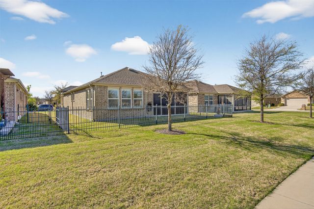 8978 Shore Crest Road, Frisco, TX 75036