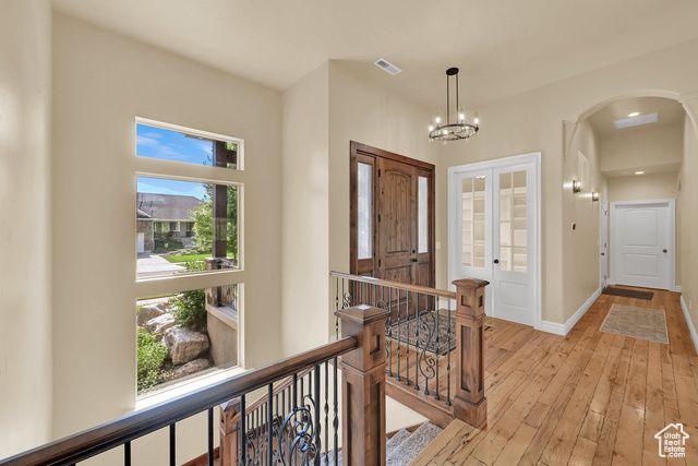 6065 N LARIAT LN, Mountain Green, UT 84050