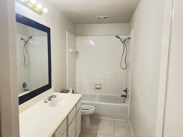 17348 Remington Park Circle, Dallas, TX 75252