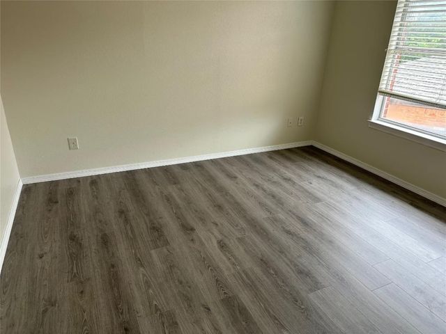 17348 Remington Park Circle, Dallas, TX 75252