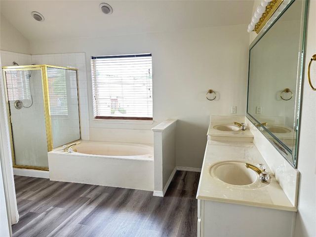 17348 Remington Park Circle, Dallas, TX 75252