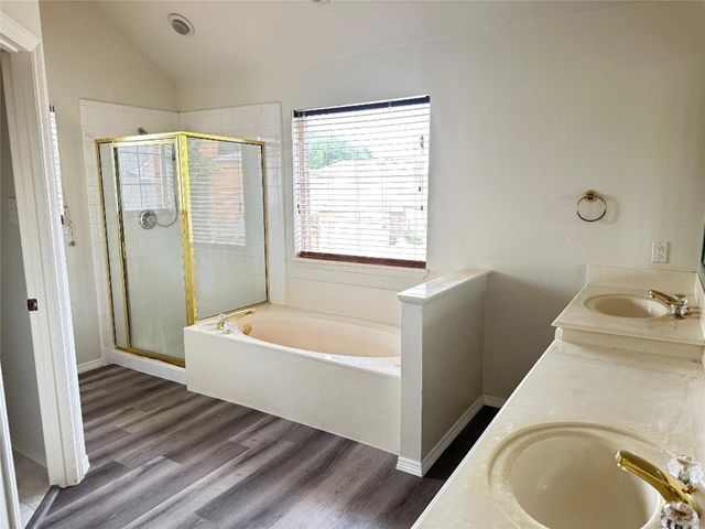 17348 Remington Park Circle, Dallas, TX 75252