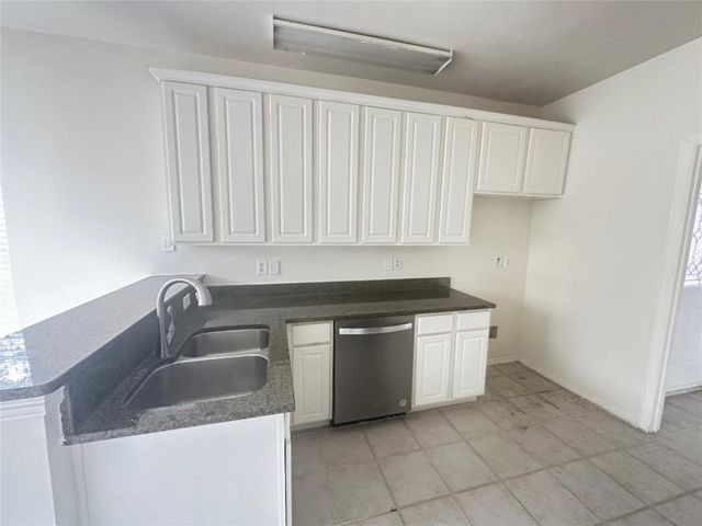 17348 Remington Park Circle, Dallas, TX 75252