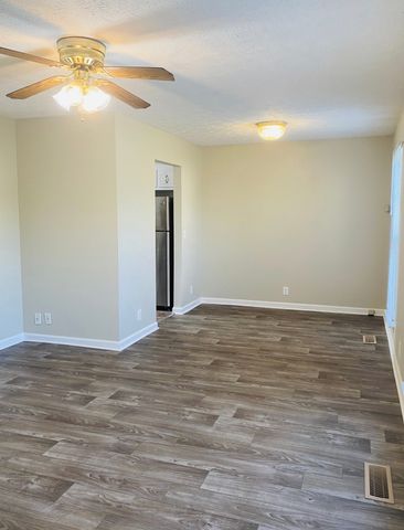 108 New Gritton Ave, Oak Grove, KY 42262