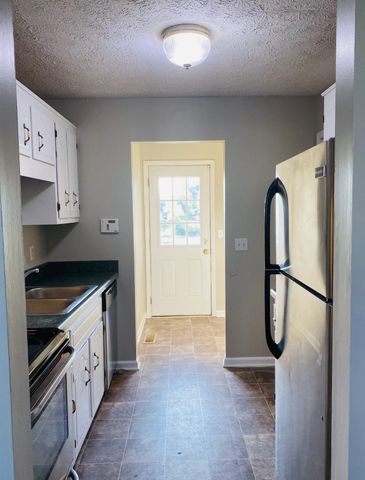 108 New Gritton Ave, Oak Grove, KY 42262