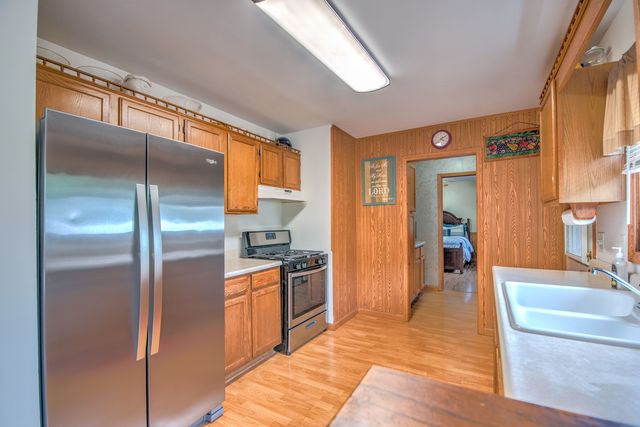 897 Apache Lane, Lowell, IN 46356