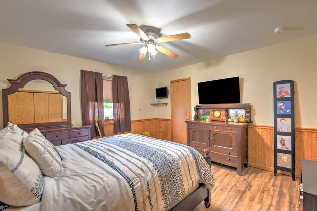 897 Apache Lane, Lowell, IN 46356