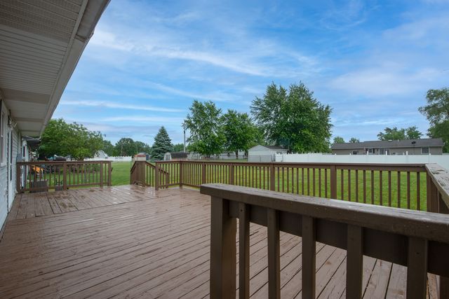 897 Apache Lane, Lowell, IN 46356