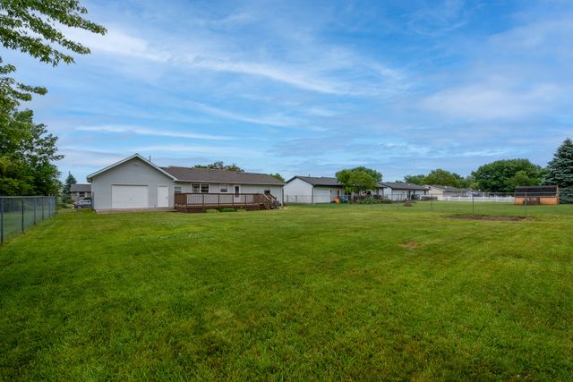 897 Apache Lane, Lowell, IN 46356