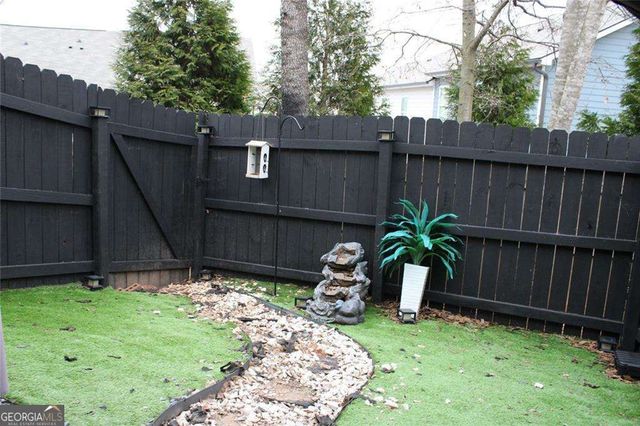 4625 Crawford Oaks Drive, Oakwood, GA 30566