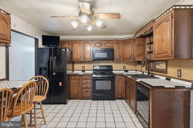 66 BACK RD, Barnesville, PA 18214