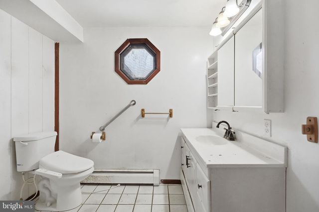 66 BACK RD, Barnesville, PA 18214