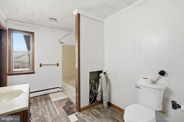 66 BACK RD, Barnesville, PA 18214