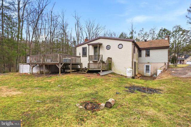 66 BACK RD, Barnesville, PA 18214