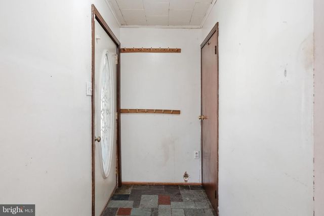 66 BACK RD, Barnesville, PA 18214