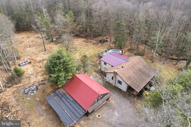 66 BACK RD, Barnesville, PA 18214