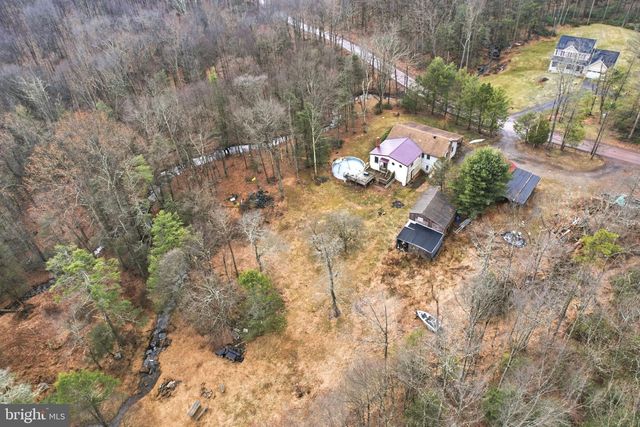 66 BACK RD, Barnesville, PA 18214