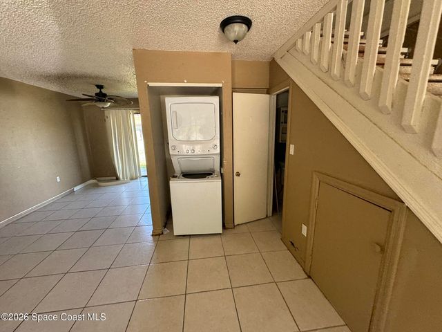 1300 Arlington Lane NE 126, Palm Bay, FL 32905