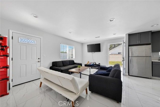 9151 carl ln, Garden Grove, CA 92844