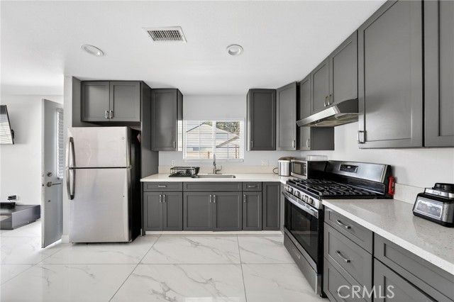 9151 carl ln, Garden Grove, CA 92844