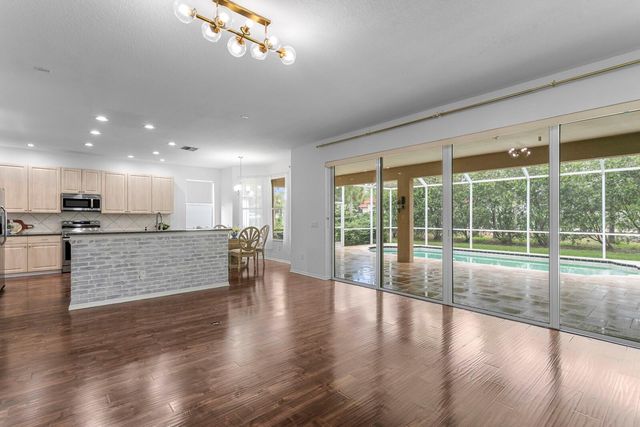 10411 CANARY ISLE DRIVE, Tampa, FL 33647