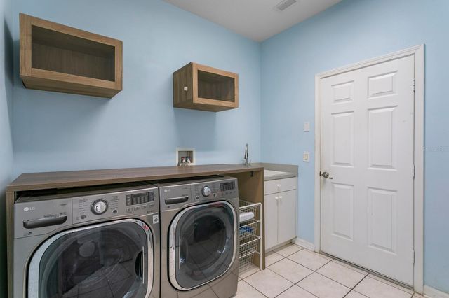 10411 CANARY ISLE DRIVE, Tampa, FL 33647